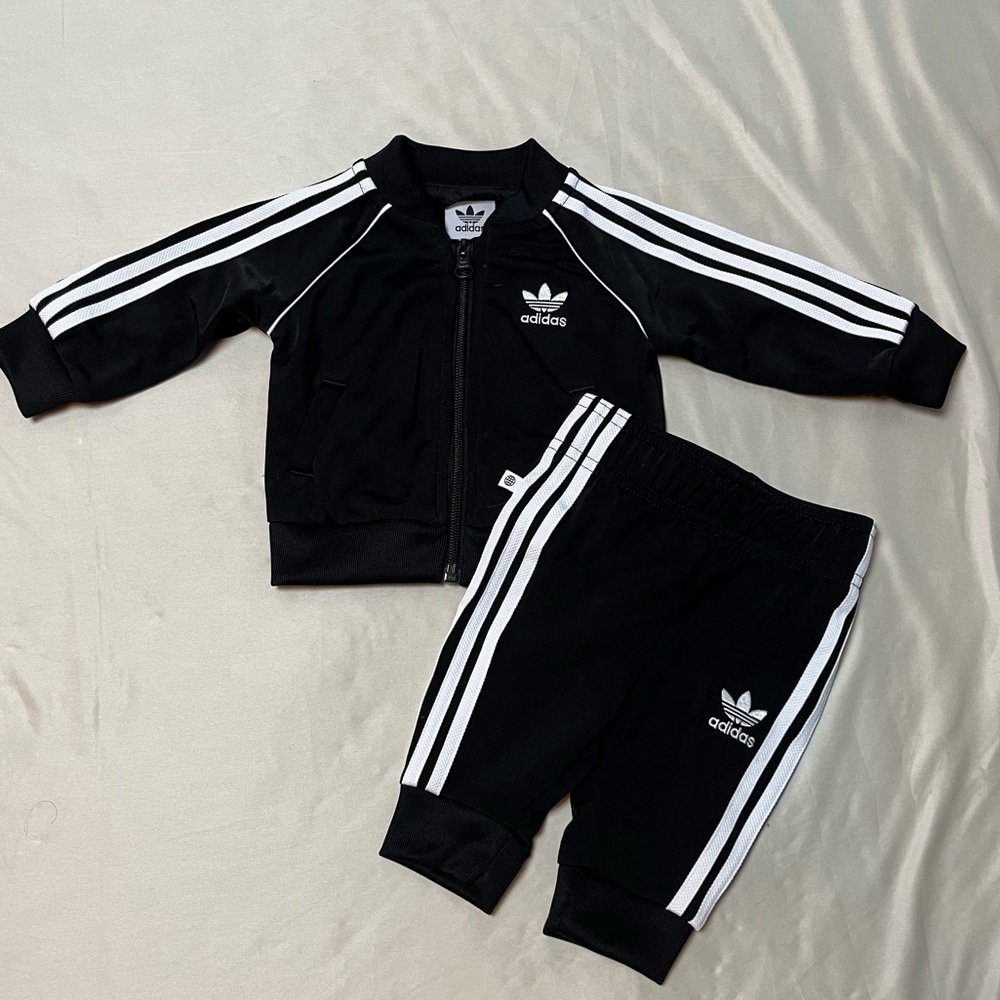 Adidas Black / White Stripe Track Suit Set Infant Size 0-3 Months Logo Trifoil